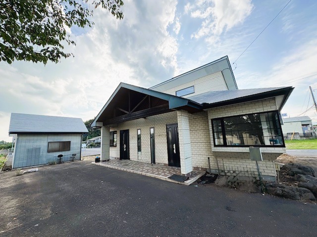 kt-005 那須塩原市鍋掛　鍋掛街道沿い　事務所＋倉庫　賃貸物件♪